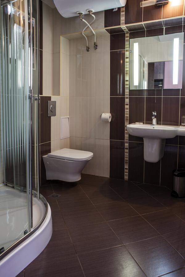 Family Hotel Kipra Ngoại thất bức ảnh